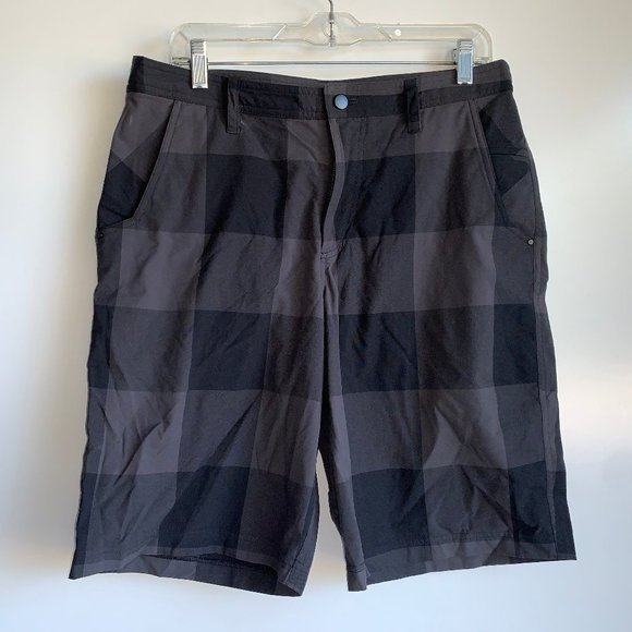 Lululemon Men's Plaid Flat Front Shorts Size 34 Black Gray Golf Everyday - Picture 1 of 7
